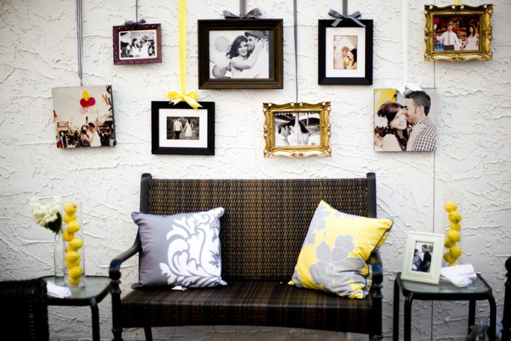 Крісло для читання Затишне місце для читання в кріслі-гойдалці з пледом та подушками.