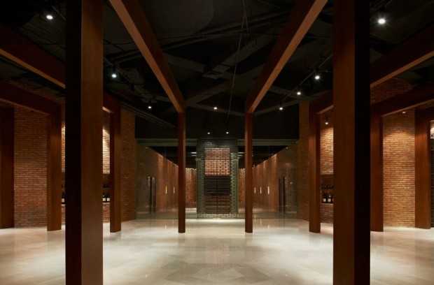 Asterisk: Унікальний дизайн Asterisk: унікальний комплекс з винним салоном, рестораном та підземною виноробнею в Пекіні