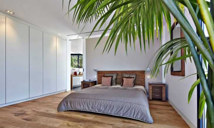 Розкіш у деталях Дизайн спальні для гостей у віллі з розкішним інтер'єром та панорамними вікнами 2026.