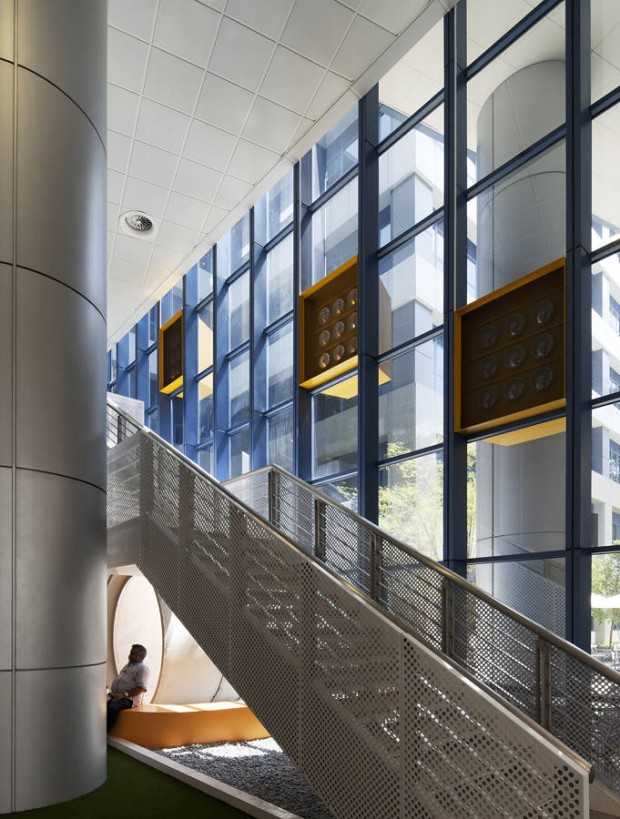 Гален: Офіс та Метал Офісний простір наукового парку «Гален» з використанням металевих конструкцій, дизайн 2026.