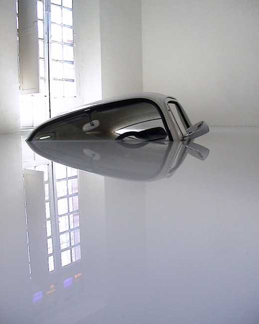 Автомобільний декор 2026 Креативний автомобільний декор інтер'єру: незвичайне використання старих авто в дизайні.