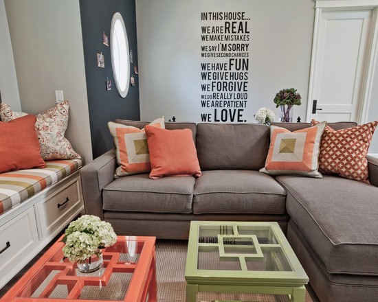 Позитив у вітальні Позитивні фрази як декор стіни вітальні, надихаючі написи для затишку в оселі.