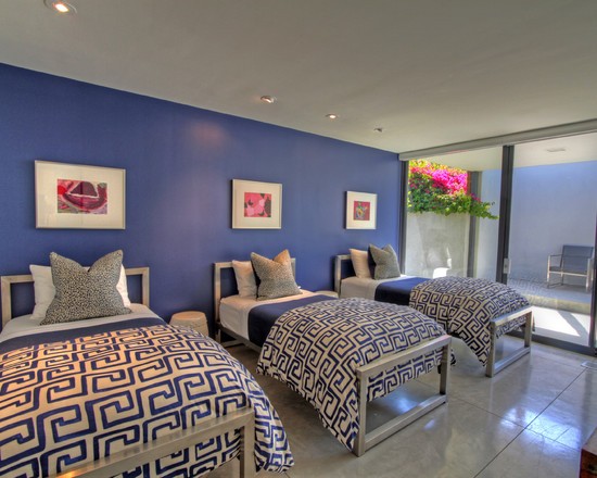 Грецький ключ: стиль Грецький ключ на текстилі в спальні, символ стилю, дизайн 2026 року.