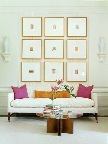 Фуксія та сірий Приклад вдалого поєднання кольору фуксії з сірим у сучасному інтер'єрі.