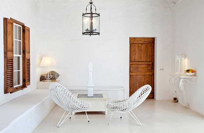 Марокканський декор веранди Декор веранди в марокканському стилі: яскраві подушки, ліхтарі та кераміка, дизайн 2026.