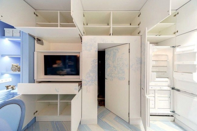 Дизайн кладовки Приклад вдалого дизайну кладовки в хрущовці з використанням різних систем зберігання.