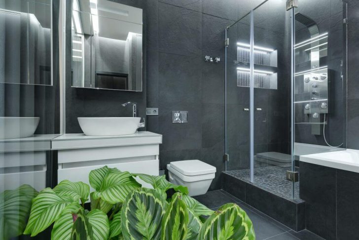 Сучасний санвузол Санвузол в дизайні квартири 75 кв. м. з використанням сучасних матеріалів 2026 року.