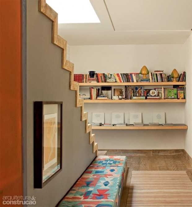 Французька спальня в Бразилії Інтер'єр спальні у французькому стилі в реконструйованому будинку в Сан-Паулу.