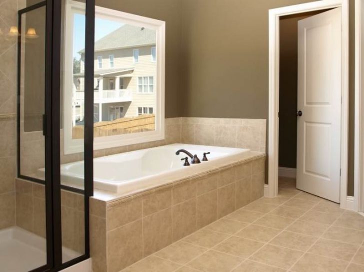 Двері МДФ у ванну Вологостійкі двері для ванної кімнати з МДФ: сучасний дизайн та практичність.