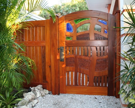 Ф'юзинг: скляний декор Ф'юзинг скла у сучасному інтер'єрі: скляне панно як акцентний декор