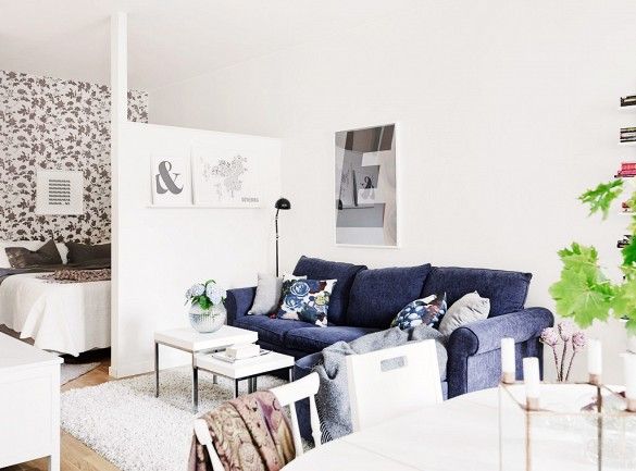 Світла спальня Світла спальна зона в дизайні спальні-вітальні для маленької квартири 2026.