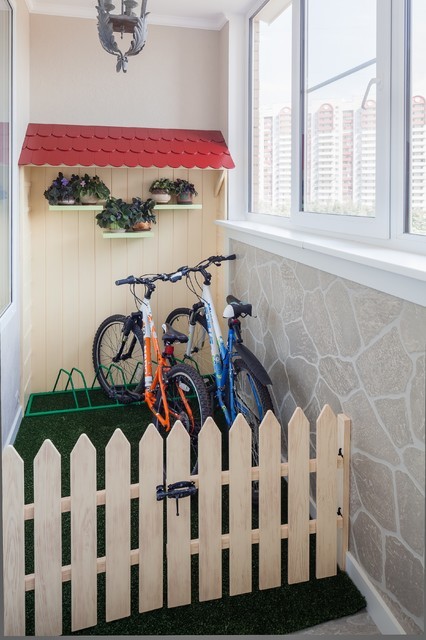 Зберігання велосипеда на балконі: компактний варіант з кріпленням на стіні для економії місця