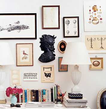 Фотоколаж в спальні Оригінальний фотоколаж на стіну в спальні. Ідеї декору стін 2026.