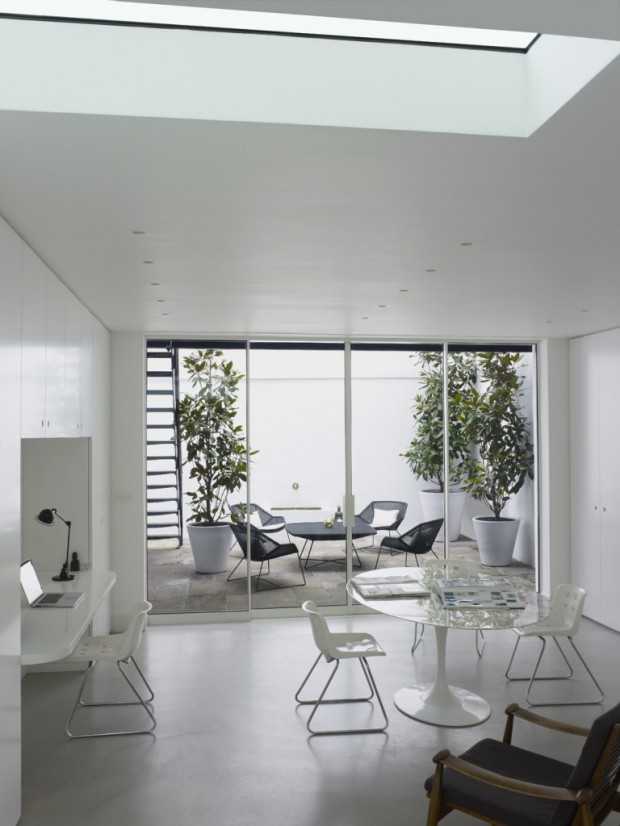 Освітлення: Лондонський затишок Освітлення в дизайні інтер'єру лондонського будинку, створення атмосфери затишку та тепла, 2026.