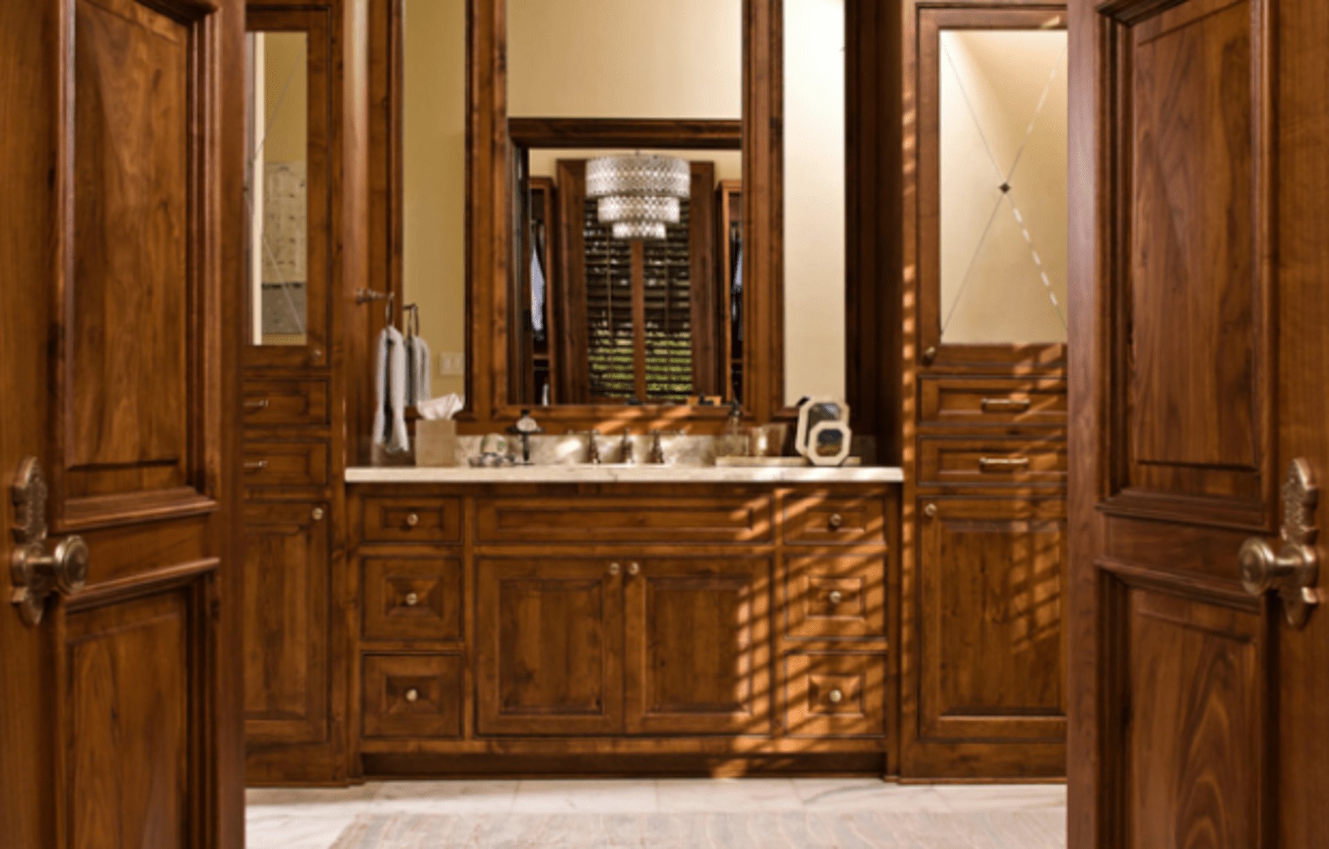 Басейн в стилі люкс Розкішний басейн у будинку 2026 в Далласі: елітний район, відпочинок та релакс.