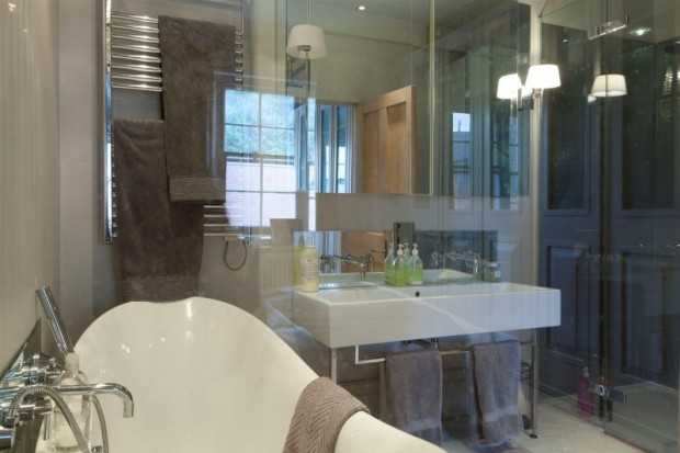 Лофт: Балки та планування Раціональне планування простору в стилі лофт з використанням декоративних балок.