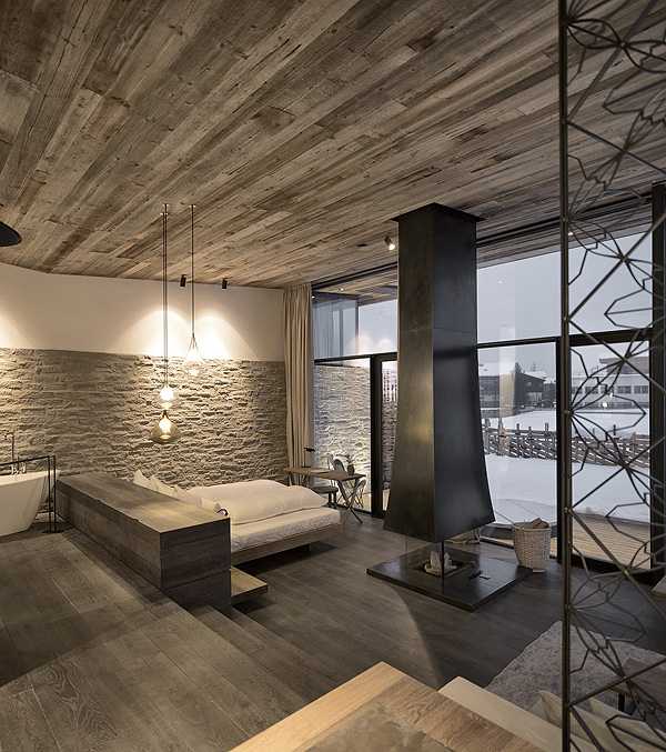 Номер готелю Загальний вигляд номера гірського готелю Wiesergut з акцентом на комфорт та натуральність