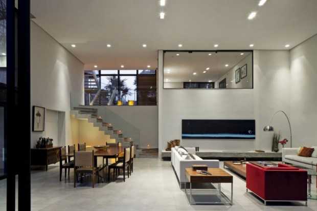 Декор Vila Madalena Елементи декору в заміському будинку Vila Madalena, сучасний стиль та затишок.