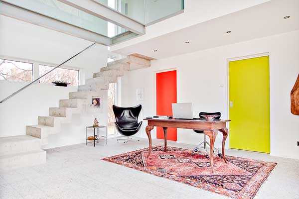 Текстури природи Шведський дім на березі моря, деталі інтер'єру з використанням природних текстур та кольорів.