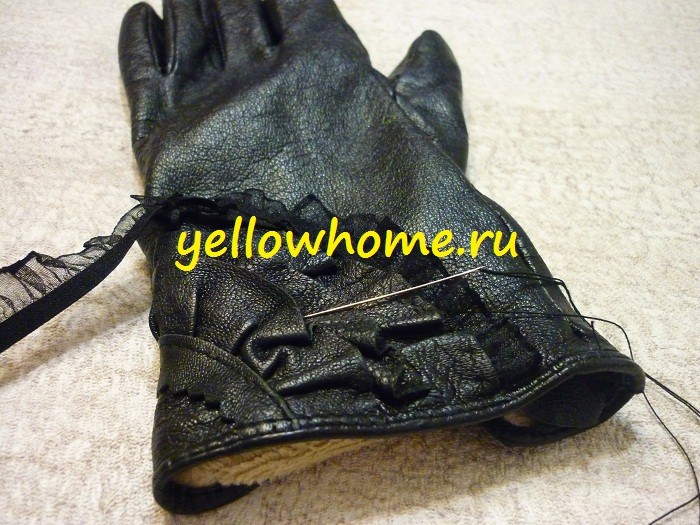 Персоналізація аксесуарів Персоналізовані шкіряні рукавички: вираз вашого індивідуального стилю.