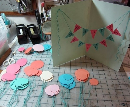 Вираз почуттів Елегантна об'ємна листівка ручної роботи: чудовий спосіб виразити свої почуття.