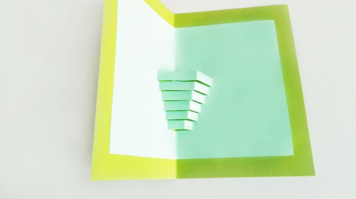 Особлива 3D листівка Деталізована 3D відкритка ручної роботи, ідеальний подарунок для особливого випадку.