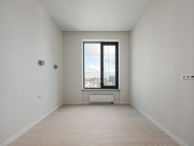 Квартира готова! Підготовлена до ремонту квартира у 2026: захищені вікна, двері та підлога плівкою.