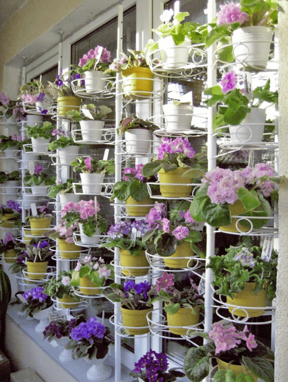 Ручна робота Вишукана кована підставка для квітів з орнаментом, ручна робота.