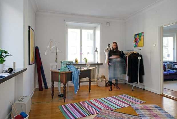 Світла спальня в Швеції Скандинавська спальня з мінімалістичним декором та природним освітленням: дизайн 2026.