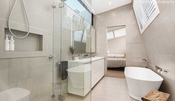 Сучасний Мельбурнський дизайн Сучасний дизайн будинку: інтер'єр з подвійним світлом, бетонна кухонна стільниця, Мельбурнський стиль 2026.