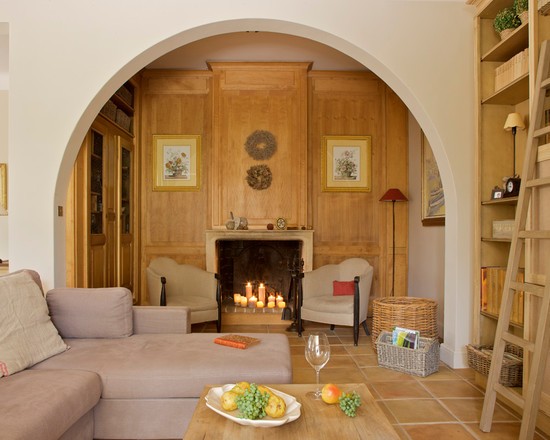 Арка у Прованс Вітальні Широка арка у вітальні в стилі Прованс 2026 з природним освітленням та декором