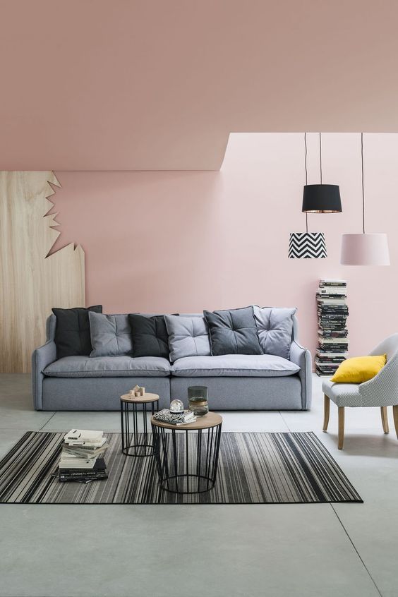 Персиковий стиль 2026 Стильний дизайн вітальні 2026 в персикових відтінках з елементами сучасного декору