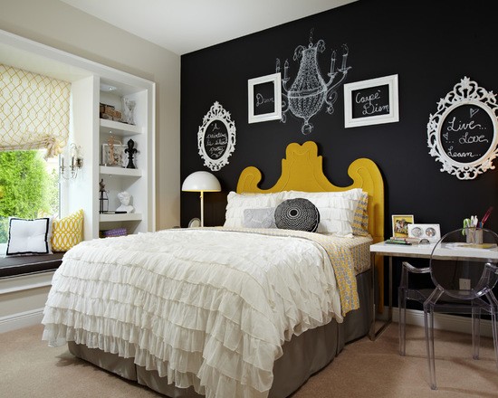 Електрокамін у стіні Електрокамін, інтегрований у стіну, в сучасному інтер'єрі вітальні, електрокаміни в інтер'єрі