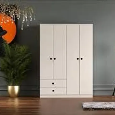 Ексклюзивний аукціон дизайнерських меблів та декору для дому