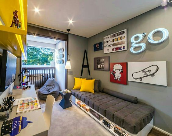 Жовті акценти в інтер'єрі Інтер'єр дитячої кімнати з жовтими акцентами: радісний та стимулюючий простір для ігор.
