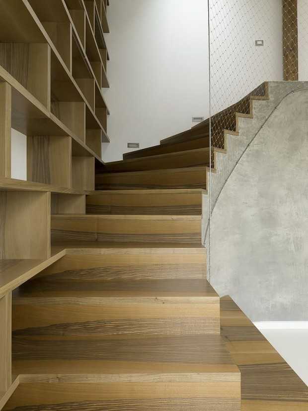 Сучасний лофт-дизайн Пражський лофт: приклад сучасного дизайну двоповерхової квартири з натуральними елементами 2026