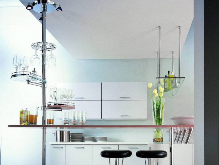 Вертикальний рейлінг Вертикальний рейлінг для кухні: практичне рішення для компактних кухонь та зберігання кухонних рушників