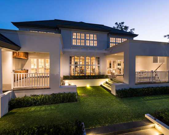 Оздоблення фасаду: реставрація Оздоблення фасаду будинку мінеральною штукатуркою: реставрація та захист.