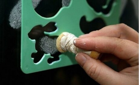 Розпис по склу: креативні ідеї для затишного дому та хобі — Розпис по склу трафаретами