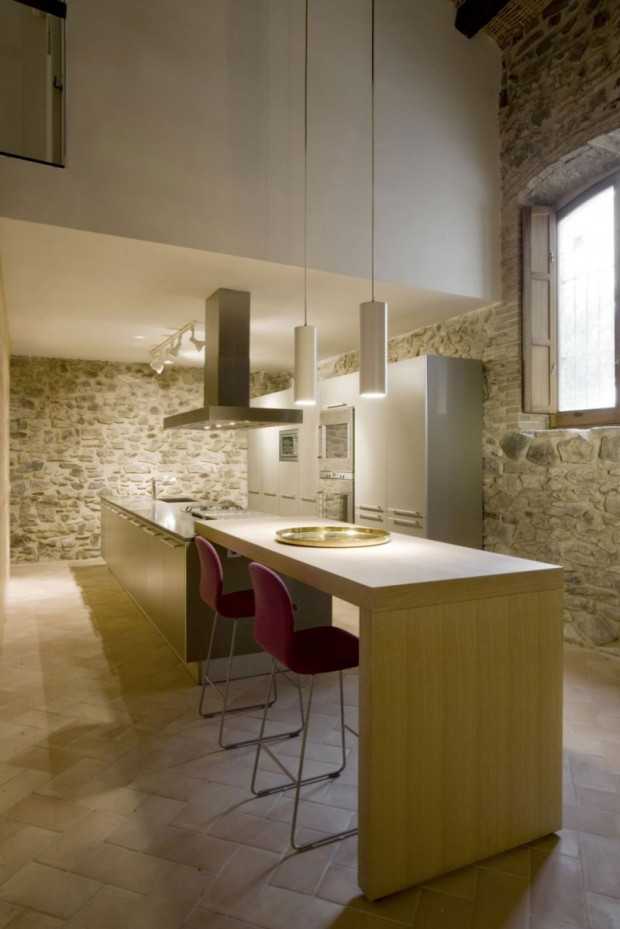 Дизайн 2026: Сільський шик Дизайн інтер'єру 2026: сільський будинок з сучасними меблями та історичним шармом.