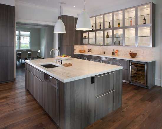 Сіра кухня 2026 Стильна сіра кухня в сучасному інтер'єрі, поєднання з дерев'яними елементами