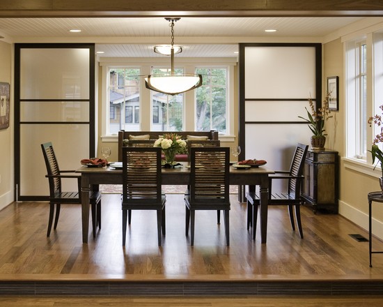 Стильна ширма 2026 Функціональна ширма в інтер'єрі 2026 року використовується для зонування простору, додаючи стиль дому.