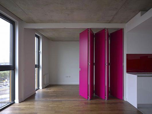 Практична перегородка-жалюзі Дерев'яна перегородка-жалюзі для стильного зонування кімнати, регулювання світла.