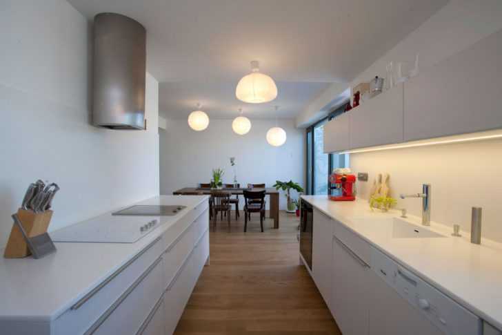 Їдальня: затишок та спілкування Сучасна їдальня 2026: елегантний стіл та стильні стільці для сімейних обідів та зустрічей