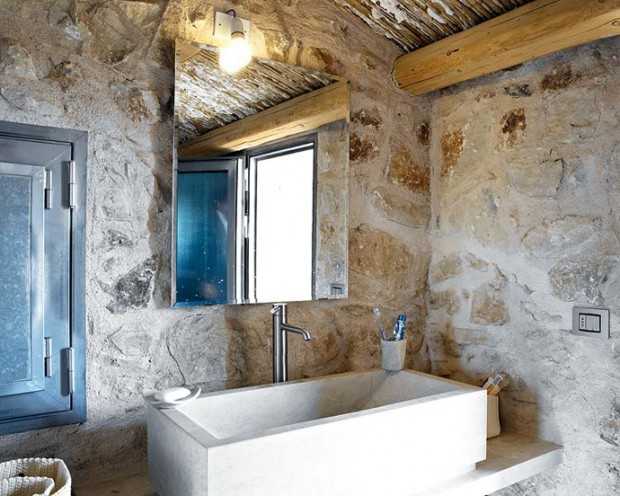Ванна: рустика і сучасність Сучасна ванна кімната в рустикальному стилі з сантехнікою в сицилійському будинку 2026.