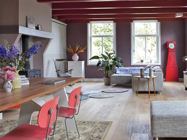 Затишок у старому домі Інтер'єр старого фермерського будинку з акцентом на зручні матраци 160х200 для здорового сну.