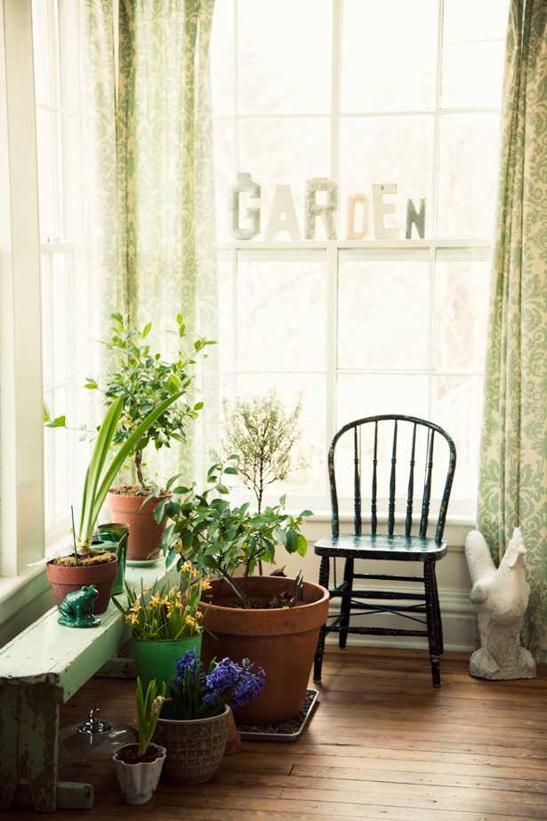 Реконструкція інтер'єру Інтер'єр старого фермерського будинку після дизайнерської реконструкції у світлих тонах.