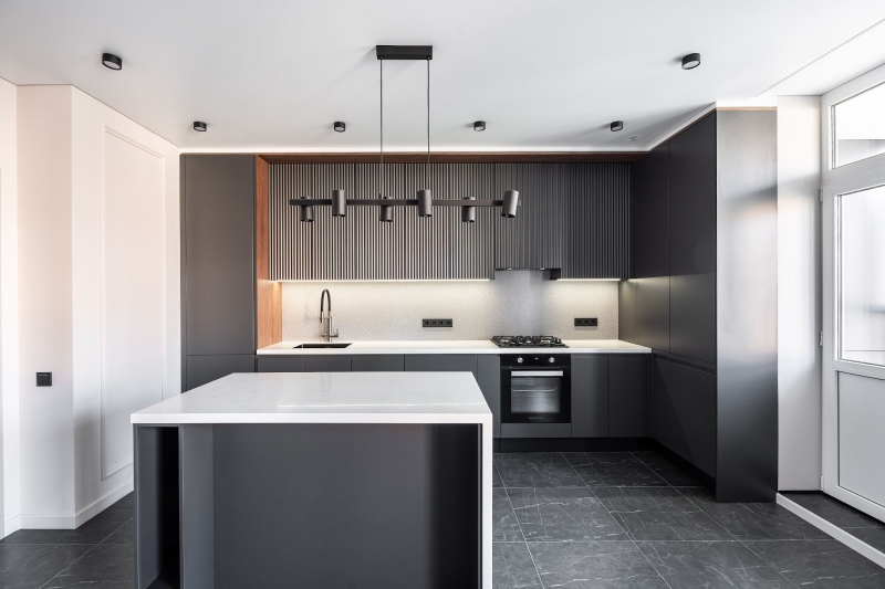 Неокласика та мінімалізм Дизайн інтер'єру 2026: приклад поєднання неокласики та мінімалізму у вітальні.