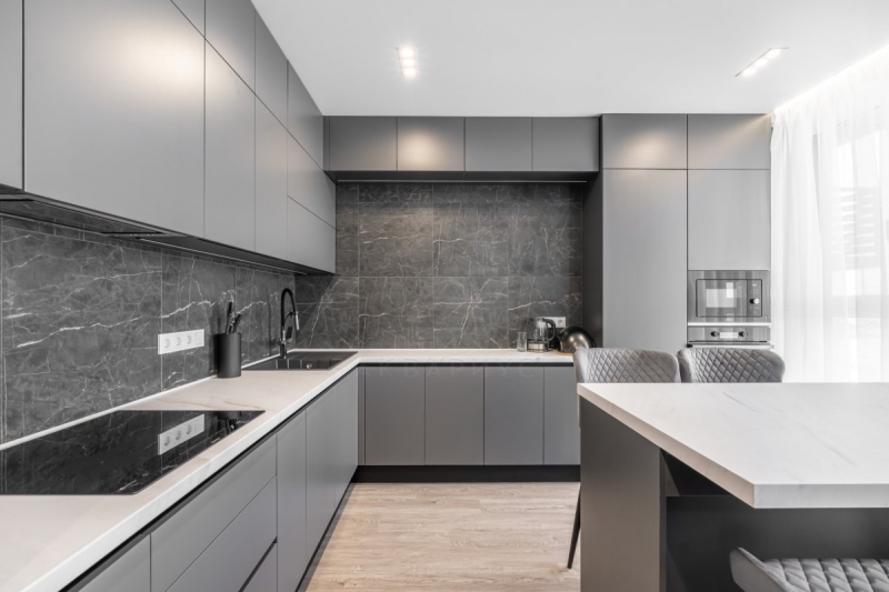 Елегантний кабінет Сучасна класика в кабінеті 2026: елегантний та функціональний дизайн робочого простору.