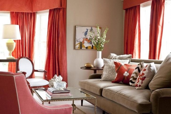 Бордовий та інші кольори Поєднання бордового з іншими кольорами у вітальні: стильні рішення 2026